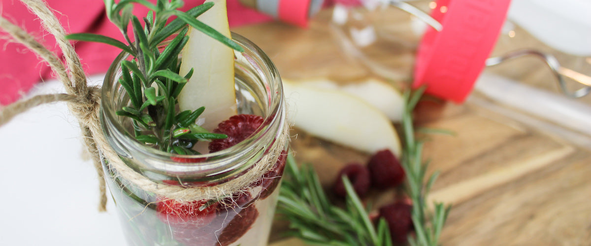 Birne-Himbeer-Rosmarin-Wasser Rezept